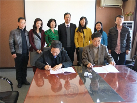 海峡之声与中国传媒大学新闻学院签订战略合作