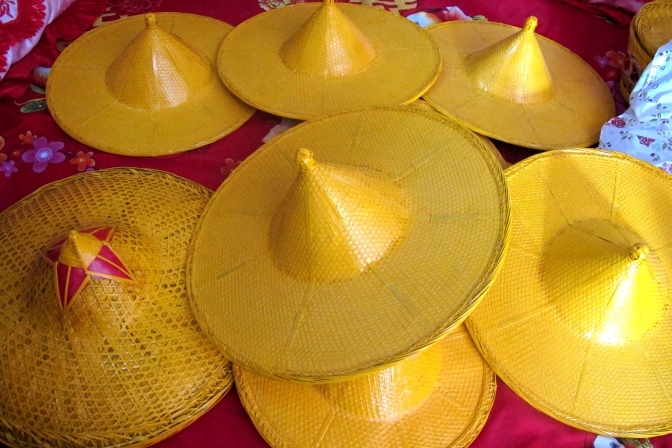 万种风情,美在小岞黄斗笠