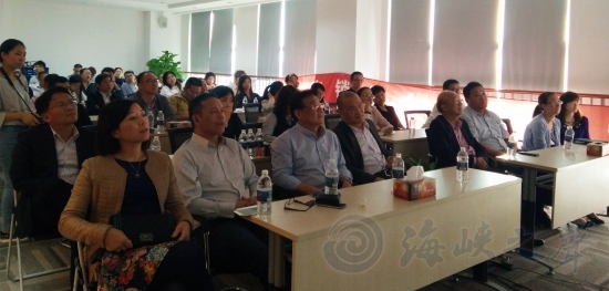 上海台协连锁工委会走进自贸区 介绍最新政策